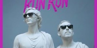 Pony Pony Run Run