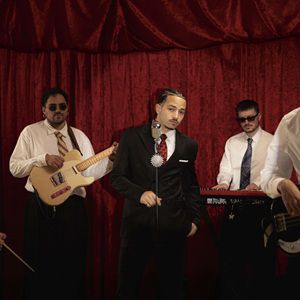 THEO JUICE AND THE SEXY MUSIC LIVE BAND – LILLE
