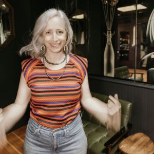 LAURA VEIRS – La Mécanique Ondulatoire