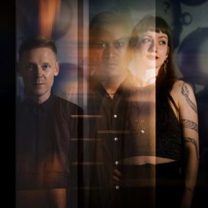 Pure Reason Revolution – Backstage By The Mill