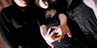 FLOWERS FOR THE DEAD – LILLE